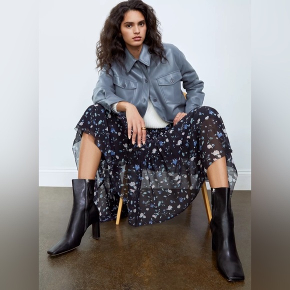 NWOT Aritzia Wilfred The Ganna Shirt Jacket Vegan Leather‎ Shacket Gray M - Picture 6 of 17